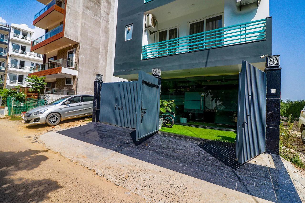 Fabhotel Kiara The Private Suites Γκουργκάον Εξωτερικό φωτογραφία